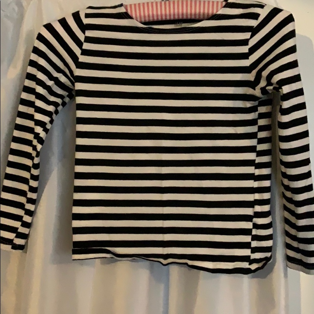 Kids H&M shirt (7-8)